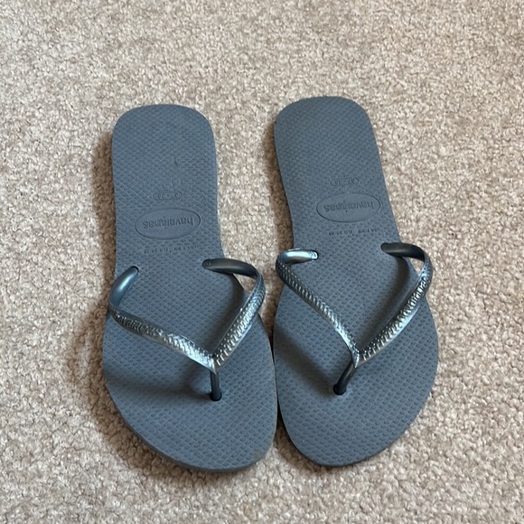 Havaianas Flip Flop - Picture 2 of 3